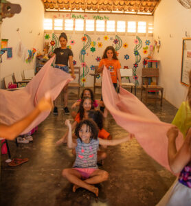 Leia mais sobre o artigo Oficinas de Teatro e Canto Coral na Cepan Inspiram Expressão e Criatividade